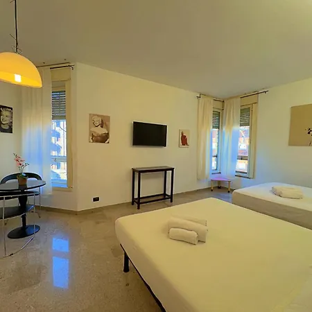 Apartment Appartme Doria 17 Milan